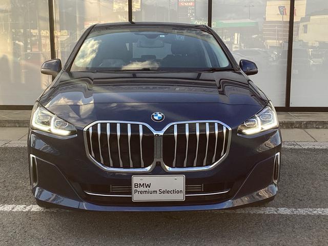 ２シリーズ ２１８ｉアクティブツアラー　エクスクルーシブ　認定中古車　禁煙車両　ファイトニックブルー　テクノロジーパッケージ　フロントシートヒーティング　ヘッドアップディスプレイ　１７インチアルミホイル（3枚目）