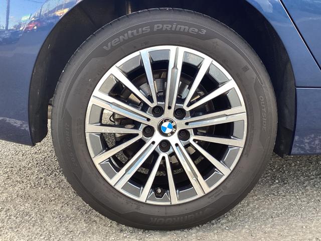 ２シリーズ ２１８ｉアクティブツアラー　エクスクルーシブ　認定中古車　禁煙車両　ファイトニックブルー　テクノロジーパッケージ　フロントシートヒーティング　ヘッドアップディスプレイ　１７インチアルミホイル（11枚目）