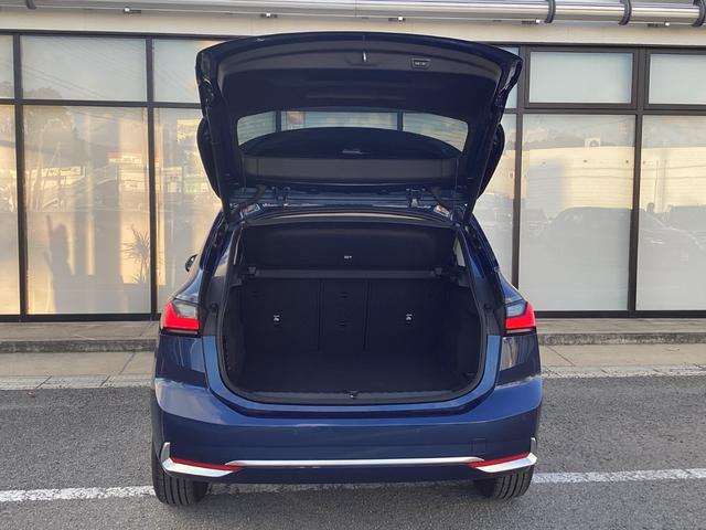 ２シリーズ ２１８ｉアクティブツアラー　エクスクルーシブ　認定中古車　禁煙車両　ファイトニックブルー　テクノロジーパッケージ　フロントシートヒーティング　ヘッドアップディスプレイ　１７インチアルミホイル（20枚目）