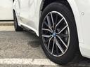 ｉＸ１ ｅＤｒｉｖｅ　２０　Ｍスポーツ　弊社試乗車禁煙車　アルピンホワイト　テクノロジーパッケージ　全周囲カメラ　１８インチＡＷ　衝突被害軽減ブレーキ　前車追従クルーズコントロール　ハンドルサポート　ａｎｄｒｏｉｄオート　ａｐｐｌｅカー対応（7枚目）