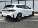 １２０　Ｍスポーツ　ハイラインパッケージ　弊社試乗車　アルピンホワイト　テクノロジーＰＫＧ　ハイラインＰＫＧ　ハーマンカードンスピーカー　衝突被害軽減ブレーキ　ハンドルサポート前車追従クルーズコントロール　ａｐｐｌｅカーａｎｄｒｏｉｄオート（26枚目）