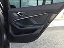 １１８ｄ　Ｍスポーツ　エディションジョイ＋　弊社１オーナー禁煙車ミネラルグレー　衝突被害軽減ブレーキ　前車追従クルーズコントロール衝突　アップルカープレイ対応ナビ　電動トランク　リアガラスフィルム施工　ナビパッケージ　コンフォートパッケージ（49枚目）