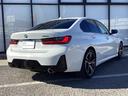 ３１８ｉ　Ｍスポーツ　弊社ワンオーナー　認定中古車　禁煙車両　ブラックキドニーグリル　ブラックミラーカバー　１８インチアルミ（14枚目）