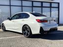 ３１８ｉ　Ｍスポーツ　弊社ワンオーナー　認定中古車　禁煙車両　ブラックキドニーグリル　ブラックミラーカバー　１８インチアルミ（17枚目）