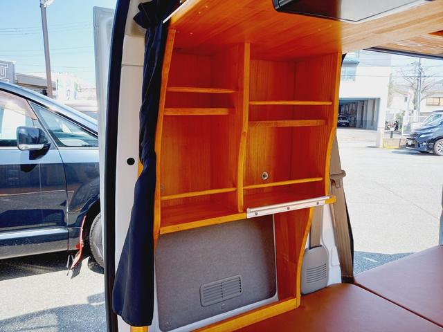 NV100クリッパーバン DX キャンピングカー 浜口モータースオリジナル 軽キャン バンコン サブバッテリー 1500Wインバーター サイドオーニング ルーフキャリア 走行充電 ACコンセント(5枚目)