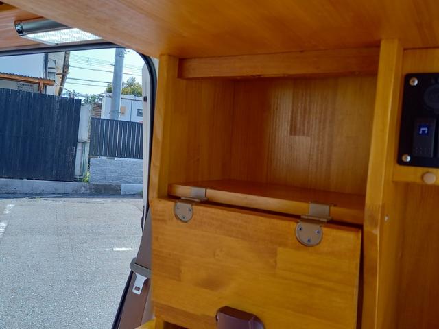 NV100クリッパーバン DX キャンピングカー 浜口モータースオリジナル 軽キャン バンコン サブバッテリー 1500Wインバーター サイドオーニング ルーフキャリア 走行充電 ACコンセント(15枚目)