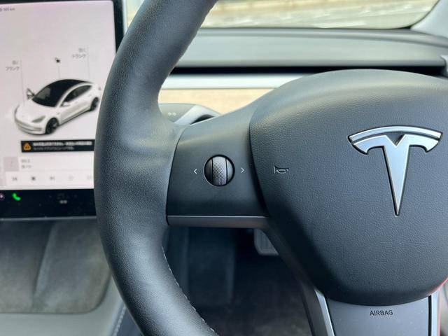 モデル３ スタンダードレンジプラス　オートパイロット　上海モデル　全周囲カメラ　黒革シート　電動トランク　パノラマガラスルーフ　パワーシート　シートヒーター　ヒートポンプ　純正１８インチアルミ　置くだけ充電　カードキー（47枚目）