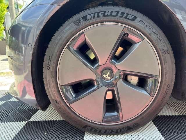 モデル３ ＲＷＤ　オートパイロット　パノラマガラスルーフ　黒革シート　全周囲カメラ　上海モデル　ＥＴＣ　オートトランク　シートヒーター　ステアリングヒーター　ルーフサンシェード　純正１８インチアルミ　ＬＥＤ（78枚目）