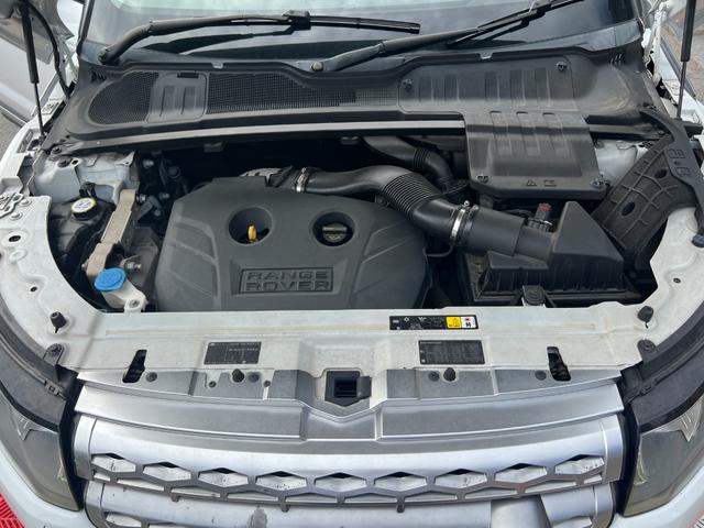 レンジローバーイヴォーク プレステージ　パノラマガラスルーフ　レザーシート　ナビ　Ｂｌｕｅｔｏｏｔｈ　ＥＴＣ　バックカメラ　パワートランク　シートヒータ　パワーシート　ＦＲコーナーセンサー　クルコン　ステアリングヒーター　スマキー　１９ＡＷ（76枚目）