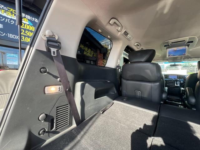 エルグランド ２５０ハイウェイスター　両側電動スライドドア　３６０°カメラ　純正ナビ　フルセグＴＶ　Ｂｌｕｅｔｏｏｔｈ　ＥＴＣ　後席モニター　プッシュスタート　オットマンシート　クリアランスソナー　キセノンライト　フォグライト（40枚目）