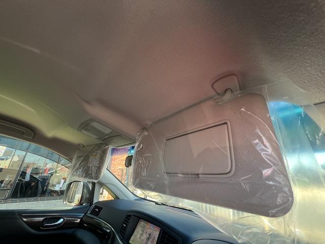 エルグランド ２５０ハイウェイスター　両側電動スライドドア　３６０°カメラ　純正ナビ　フルセグＴＶ　Ｂｌｕｅｔｏｏｔｈ　ＥＴＣ　後席モニター　プッシュスタート　オットマンシート　クリアランスソナー　キセノンライト　フォグライト（74枚目）