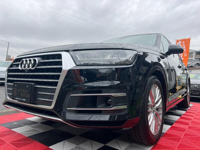 Ｑ７ ２．０ＴＦＳＩクワトロ　バーチャルコックピット　アダプティブエアサス　シートヒーター　純正ナビ　ＴＶ　３６０°カメラ　ＥＴＣ　パワーシート　パワートランク　クルコン　コーナーセンサー　純正２０アルミ　マトリクスＬＥＤライト（12枚目）