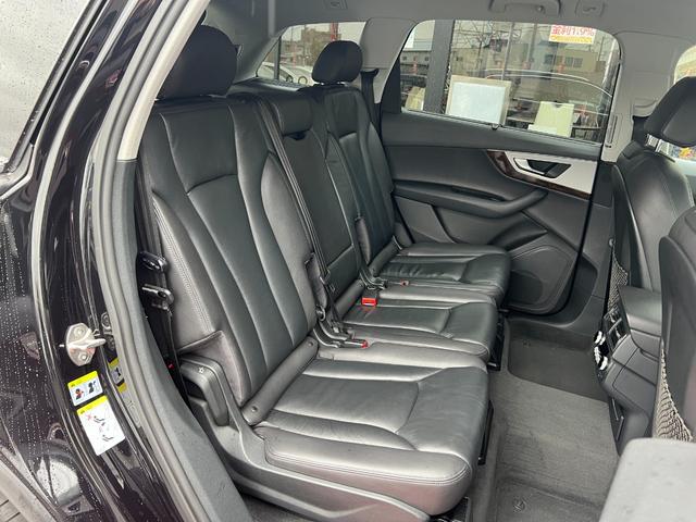 Ｑ７ ２．０ＴＦＳＩクワトロ　バーチャルコックピット　アダプティブエアサス　シートヒーター　純正ナビ　ＴＶ　３６０°カメラ　ＥＴＣ　パワーシート　パワートランク　クルコン　コーナーセンサー　純正２０アルミ　マトリクスＬＥＤライト（24枚目）