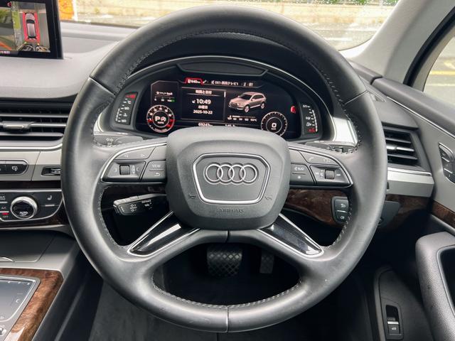 Ｑ７ ２．０ＴＦＳＩクワトロ　バーチャルコックピット　アダプティブエアサス　シートヒーター　純正ナビ　ＴＶ　３６０°カメラ　ＥＴＣ　パワーシート　パワートランク　クルコン　コーナーセンサー　純正２０アルミ　マトリクスＬＥＤライト（53枚目）