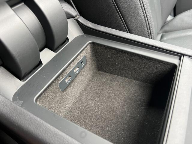 Ｑ７ ２．０ＴＦＳＩクワトロ　バーチャルコックピット　アダプティブエアサス　シートヒーター　純正ナビ　ＴＶ　３６０°カメラ　ＥＴＣ　パワーシート　パワートランク　クルコン　コーナーセンサー　純正２０アルミ　マトリクスＬＥＤライト（65枚目）