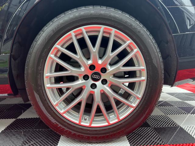 Ｑ７ ２．０ＴＦＳＩクワトロ　バーチャルコックピット　アダプティブエアサス　シートヒーター　純正ナビ　ＴＶ　３６０°カメラ　ＥＴＣ　パワーシート　パワートランク　クルコン　コーナーセンサー　純正２０アルミ　マトリクスＬＥＤライト（78枚目）