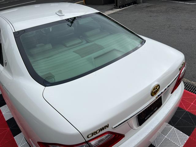 クラウン ロイヤルサルーン 純正ナビ 地デジTV Bluetooth バックカメラ ETC パワーシート クルーズコントロール オートライト フォグライト プッシュスタート スマートキー RAYS19インチアルミ(16枚目)