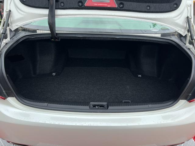 クラウン ロイヤルサルーン 純正ナビ 地デジTV Bluetooth バックカメラ ETC パワーシート クルーズコントロール オートライト フォグライト プッシュスタート スマートキー RAYS19インチアルミ(32枚目)