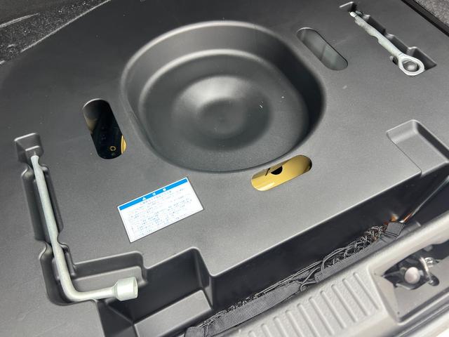 クラウン ロイヤルサルーン 純正ナビ 地デジTV Bluetooth バックカメラ ETC パワーシート クルーズコントロール オートライト フォグライト プッシュスタート スマートキー RAYS19インチアルミ(34枚目)