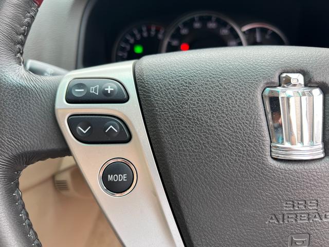 クラウン ロイヤルサルーン 純正ナビ 地デジTV Bluetooth バックカメラ ETC パワーシート クルーズコントロール オートライト フォグライト プッシュスタート スマートキー RAYS19インチアルミ(46枚目)