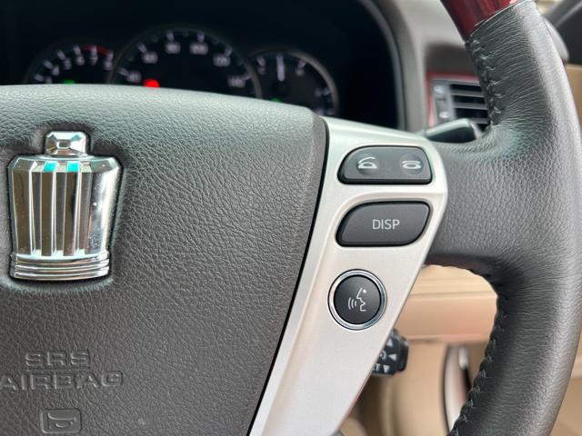 クラウン ロイヤルサルーン 純正ナビ 地デジTV Bluetooth バックカメラ ETC パワーシート クルーズコントロール オートライト フォグライト プッシュスタート スマートキー RAYS19インチアルミ(47枚目)