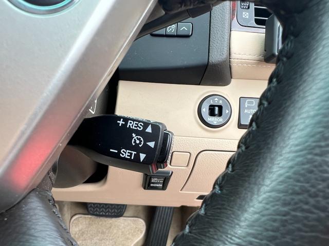 クラウン ロイヤルサルーン 純正ナビ 地デジTV Bluetooth バックカメラ ETC パワーシート クルーズコントロール オートライト フォグライト プッシュスタート スマートキー RAYS19インチアルミ(50枚目)