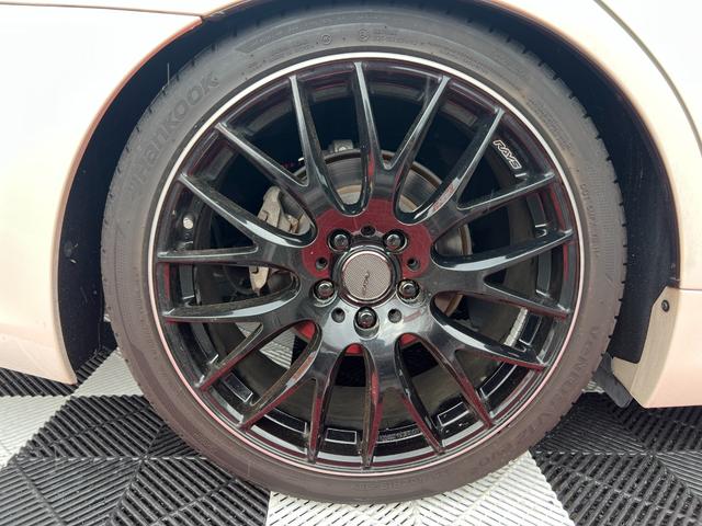 クラウン ロイヤルサルーン 純正ナビ 地デジTV Bluetooth バックカメラ ETC パワーシート クルーズコントロール オートライト フォグライト プッシュスタート スマートキー RAYS19インチアルミ(77枚目)