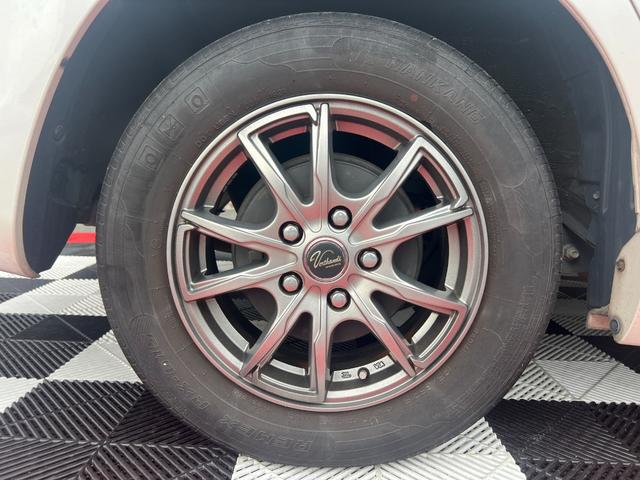 ノア X スペシャルエディション 両側電動スライドドア FRコーナーセンサー フリップダウンモニター 純正ナビ Bluetooth バックカメラ ETC プッシュスタート スマートキー 3列シート 社外15インチアルミ 8人乗り(71枚目)