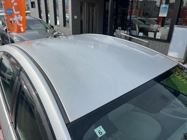 プリウス Ｓ　ＬＥＤエディション　メモリーナビ　地デジＴＶ　ＥＴＣ　ＬＥＤ　純正１５インチアルミ　ステアリングスイッチ　スマートキー　プッシュスタート　電格ミラー　トノカバー　ウィンカーミラー　フォグランプ　ヘッドライトウォッシャー（16枚目）