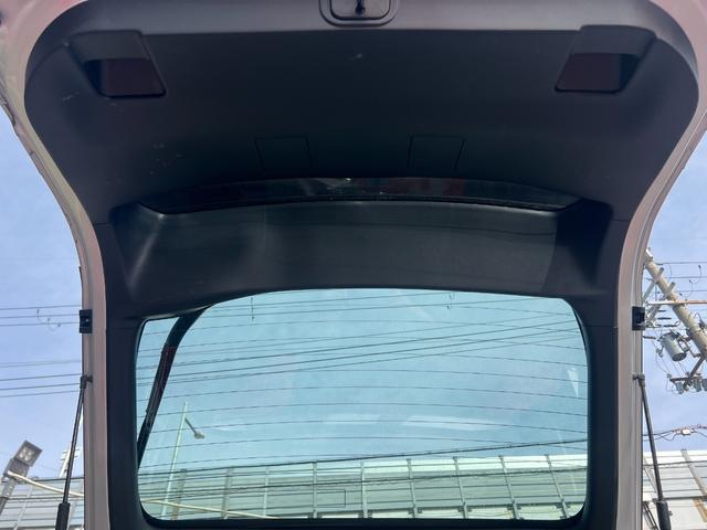 プリウス Ｓ　ＬＥＤエディション　メモリーナビ　地デジＴＶ　ＥＴＣ　ＬＥＤ　純正１５インチアルミ　ステアリングスイッチ　スマートキー　プッシュスタート　電格ミラー　トノカバー　ウィンカーミラー　フォグランプ　ヘッドライトウォッシャー（33枚目）