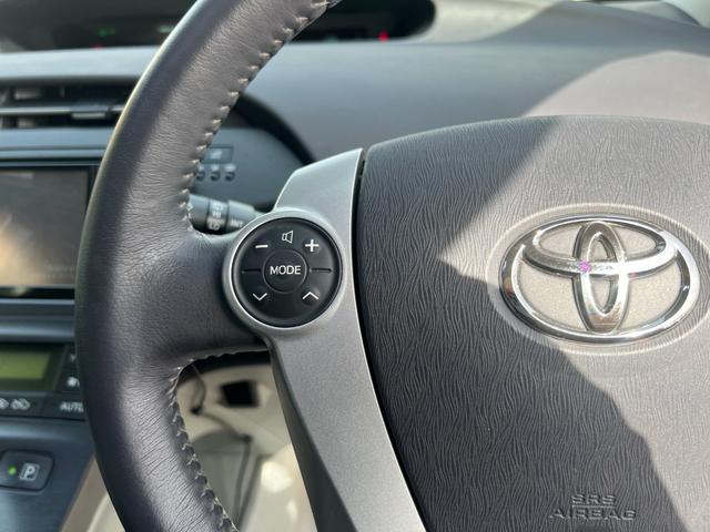 プリウス Ｓ　ＬＥＤエディション　メモリーナビ　地デジＴＶ　ＥＴＣ　ＬＥＤ　純正１５インチアルミ　ステアリングスイッチ　スマートキー　プッシュスタート　電格ミラー　トノカバー　ウィンカーミラー　フォグランプ　ヘッドライトウォッシャー（42枚目）