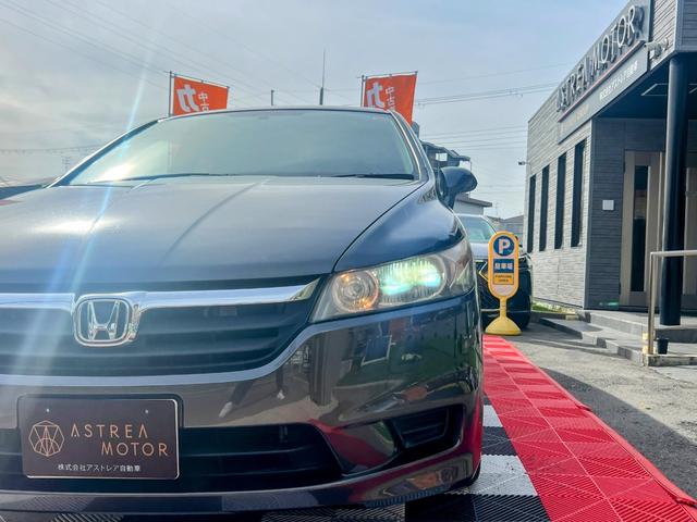 ストリーム X特別仕様車 HDDナビエディション HDDインターナビ バックカメラ ETC デジタルインナーミラー 3列シート 7人乗り スマートキー ステアリングスイッチ オートライト 社外15インチアルミ 電格ミラー HIDヘッドライト(18枚目)