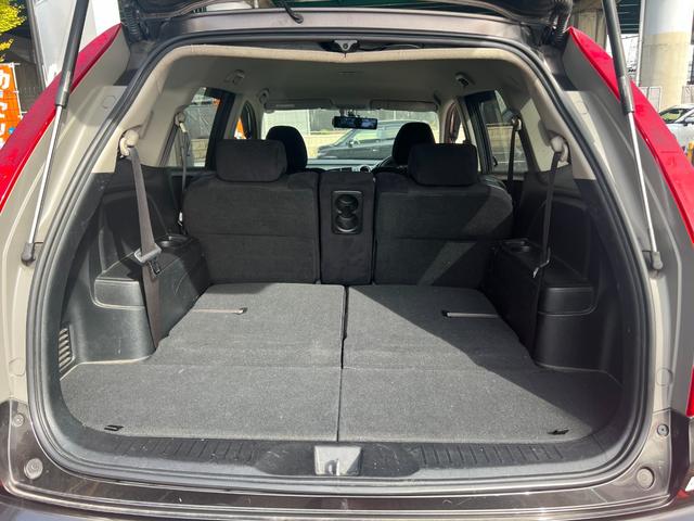 ストリーム X特別仕様車 HDDナビエディション HDDインターナビ バックカメラ ETC デジタルインナーミラー 3列シート 7人乗り スマートキー ステアリングスイッチ オートライト 社外15インチアルミ 電格ミラー HIDヘッドライト(32枚目)