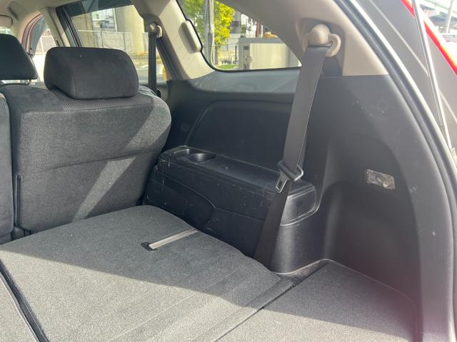 ストリーム X特別仕様車 HDDナビエディション HDDインターナビ バックカメラ ETC デジタルインナーミラー 3列シート 7人乗り スマートキー ステアリングスイッチ オートライト 社外15インチアルミ 電格ミラー HIDヘッドライト(36枚目)