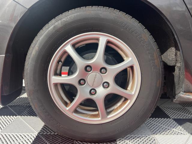 ストリーム X特別仕様車 HDDナビエディション HDDインターナビ バックカメラ ETC デジタルインナーミラー 3列シート 7人乗り スマートキー ステアリングスイッチ オートライト 社外15インチアルミ 電格ミラー HIDヘッドライト(62枚目)