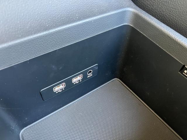 ＵＳＢ／ＡＵＸ差込口！！お気軽にお問合せください！ＴＥＬ：０６−６８２９−２７８９　公式ＬＩＮＥ：＠１８８ｒｋｘｙｇ