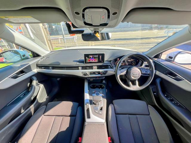 Ａ４ ２．０ＴＦＳＩスポーツ　メーカーナビ　Ｂｌｕｅｔｏｏｔｈ　フルセグＴＶ　バックカメラ　ＥＴＣ　シートヒーター　前席パワーシート　クルコン　ＦＲコーナーセンサー　レーンキープ　プッシュスタート　スマートキー　パドルシフト（20枚目）