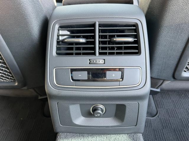 Ａ４ ２．０ＴＦＳＩスポーツ　メーカーナビ　Ｂｌｕｅｔｏｏｔｈ　フルセグＴＶ　バックカメラ　ＥＴＣ　シートヒーター　前席パワーシート　クルコン　ＦＲコーナーセンサー　レーンキープ　プッシュスタート　スマートキー　パドルシフト（66枚目）
