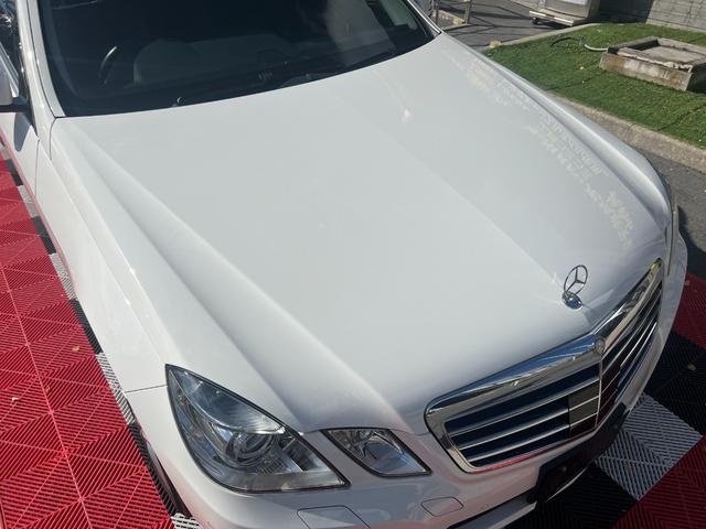 Ｅクラス Ｅ３００　ブルーエフィシェンシー　アバンギャルド　純正ナビ　ＴＶ　Ｂカメラ　ＥＴＣ　黒革シート　プッシュスタート　Ｂｌｕｅｔｏｏｔｈ　前席パワーシート　全席シートヒーター　クルコン　ＢＳＭ　ＵＳＢ　コーナーセンサー　パドルシフト　純正１７インチアルミ（16枚目）