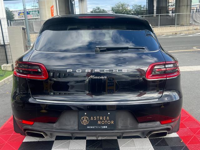 マカン マカン 純正ナビ 4WD OP20インチアルミ Bカメラ TV ETC 黒革シート パワーシート 前席シートヒーター パワーバックドア サイドカメラ USB クルーズコントール パドルシフト 電子パーキング(11枚目)