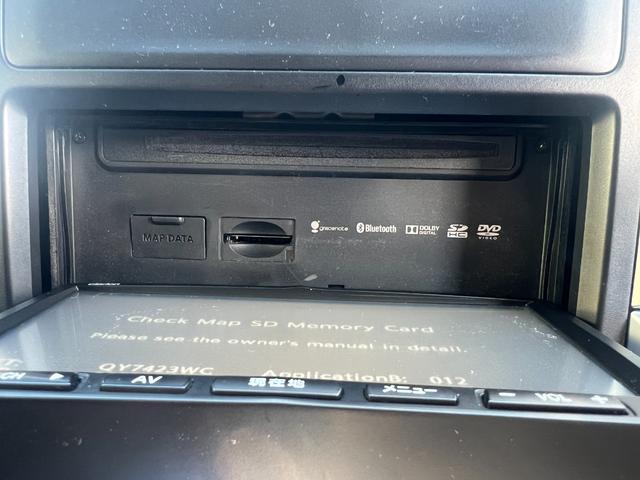 マカン マカン 純正ナビ 4WD OP20インチアルミ Bカメラ TV ETC 黒革シート パワーシート 前席シートヒーター パワーバックドア サイドカメラ USB クルーズコントール パドルシフト 電子パーキング(49枚目)