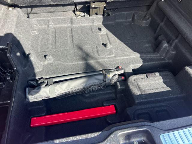 ＧＬＣ ＧＬＣ２２０ｄ　４マチックスポーツ　ディーゼル　ターボ　４ＷＤ　３６０°カメラ　純正ナビ　フルセグＴＶ　Ｂｌｕｅｔｏｏｔｈ　ＥＴＣ　ハーフレザーシート　パワーバックドア　クルーズコントロール　パワーシート　全席シートヒーター　スマキー（35枚目）