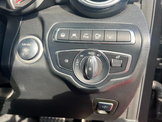 ＧＬＣ ＧＬＣ２２０ｄ　４マチックスポーツ　ディーゼル　ターボ　４ＷＤ　３６０°カメラ　純正ナビ　フルセグＴＶ　Ｂｌｕｅｔｏｏｔｈ　ＥＴＣ　ハーフレザーシート　パワーバックドア　クルーズコントロール　パワーシート　全席シートヒーター　スマキー（62枚目）