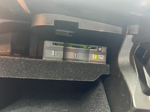 ＧＬＣ ＧＬＣ２２０ｄ　４マチックスポーツ　ディーゼル　ターボ　４ＷＤ　３６０°カメラ　純正ナビ　フルセグＴＶ　Ｂｌｕｅｔｏｏｔｈ　ＥＴＣ　ハーフレザーシート　パワーバックドア　クルーズコントロール　パワーシート　全席シートヒーター　スマキー（68枚目）