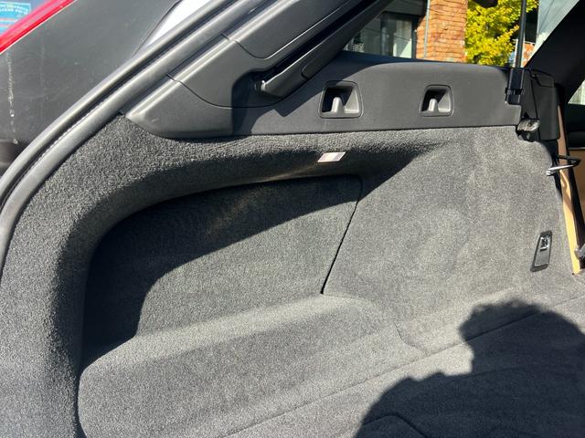 Ｖ９０ Ｔ５　モメンタム　３６０°カメラ　純正ナビ　フルセグＴＶ　Ｂｌｕｅｔｏｏｔｈ　ＥＴＣ　パワートランク　シートヒータ　パワーシート　レーンキープ　ＦＲコーナーセンサー　クルコン　ＢＳＭ　フォグライト　純正１８インチアルミ（36枚目）