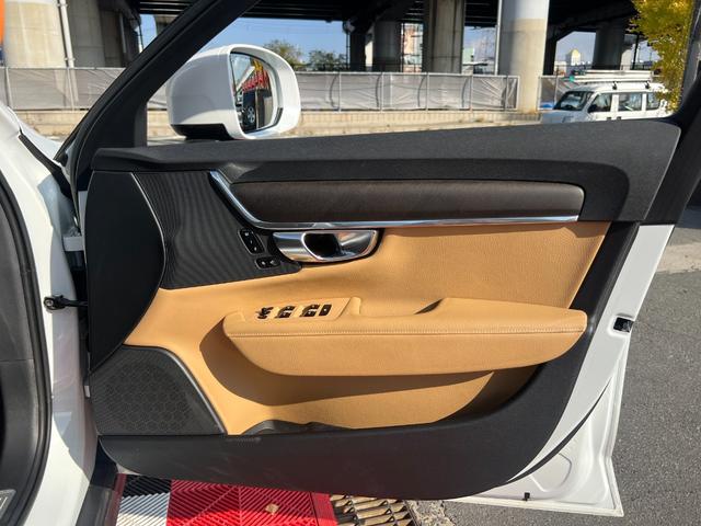 Ｖ９０ Ｔ５　モメンタム　３６０°カメラ　純正ナビ　フルセグＴＶ　Ｂｌｕｅｔｏｏｔｈ　ＥＴＣ　パワートランク　シートヒータ　パワーシート　レーンキープ　ＦＲコーナーセンサー　クルコン　ＢＳＭ　フォグライト　純正１８インチアルミ（76枚目）