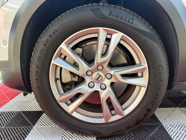 Ｖ９０ Ｔ５　モメンタム　３６０°カメラ　純正ナビ　フルセグＴＶ　Ｂｌｕｅｔｏｏｔｈ　ＥＴＣ　パワートランク　シートヒータ　パワーシート　レーンキープ　ＦＲコーナーセンサー　クルコン　ＢＳＭ　フォグライト　純正１８インチアルミ（80枚目）