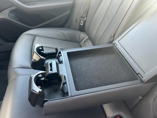 A4 2.0TFSIクワトロスポーツ ラグジュアリーPKG フロント/バックカメラ 純正ナビ Bluetooth TV ETC レザーシート シートヒーター バーチャルコックピット 前席パワーシート コーナーセンサー クルコン スマキー(31枚目)