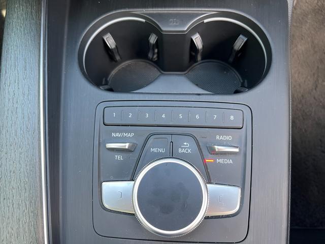 A4 2.0TFSIクワトロスポーツ ラグジュアリーPKG フロント/バックカメラ 純正ナビ Bluetooth TV ETC レザーシート シートヒーター バーチャルコックピット 前席パワーシート コーナーセンサー クルコン スマキー(53枚目)