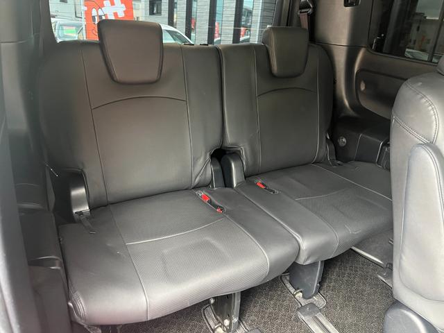 ヴォクシー ＺＳ　煌　アルパイン９インチナビ　アルパインフリップダウンモニター　バックカメラ　ＴＶ　ＥＴＣ　　ＨＤＭＩ　ＵＳＢ　Ｂｌｕｅｔｏｏｔｈ　両側パワースライドドア　トヨタセーフティセンス　革調シートカバー　クルコン（30枚目）